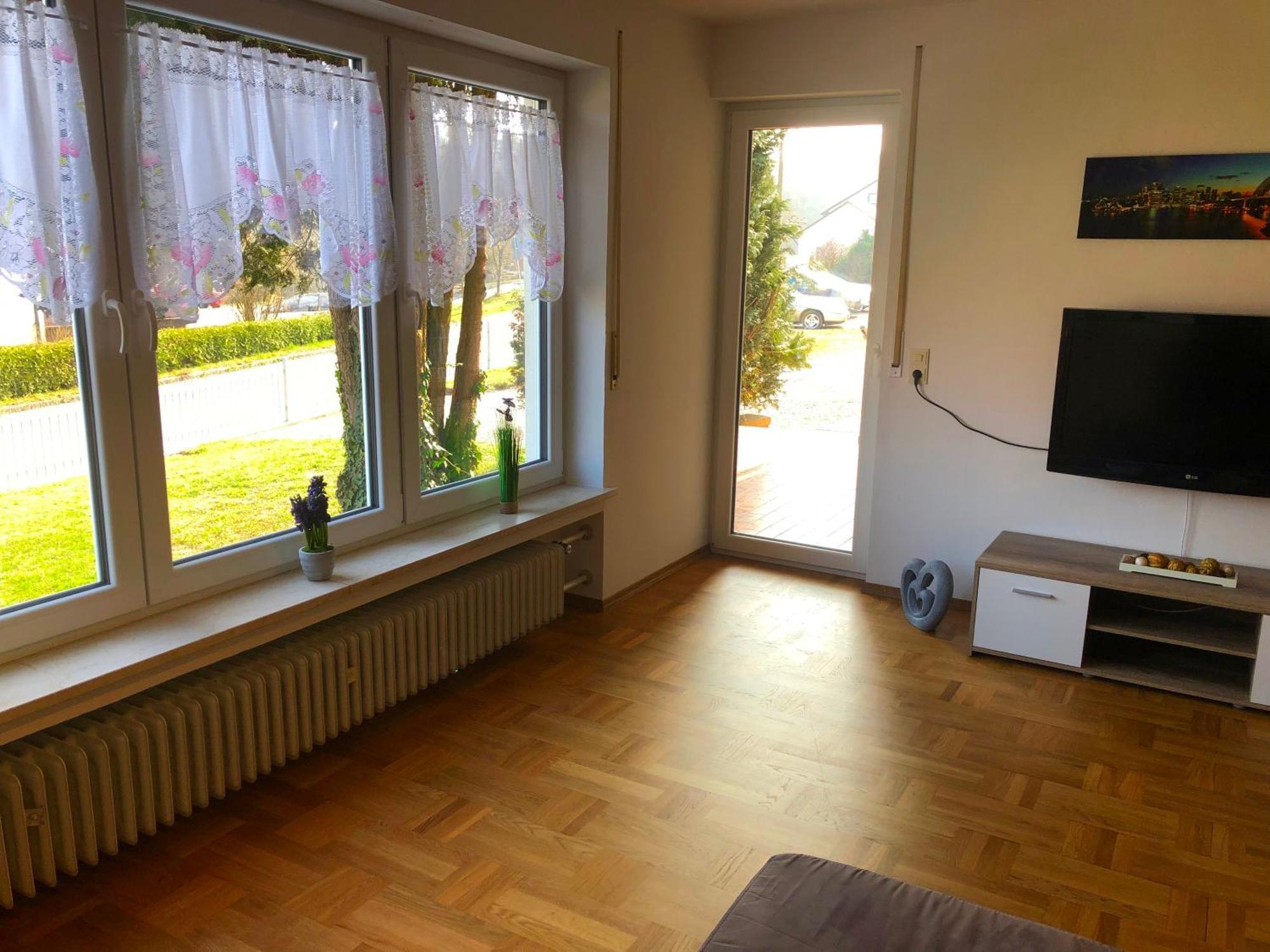 Ferienwohnungen / Ferienhaus Adelsried 外观 照片